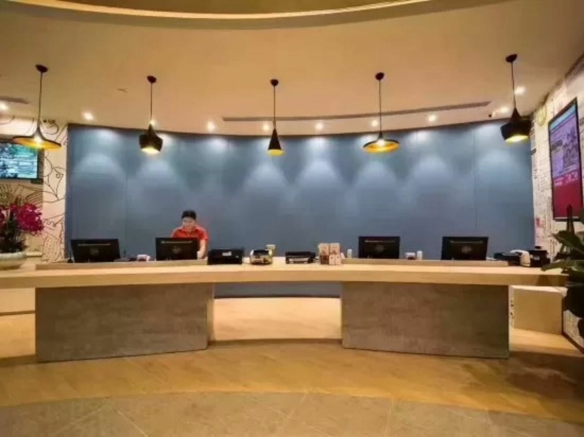 צ'נגדו Ibis Dujiangyan Hotel מראה חיצוני תמונה