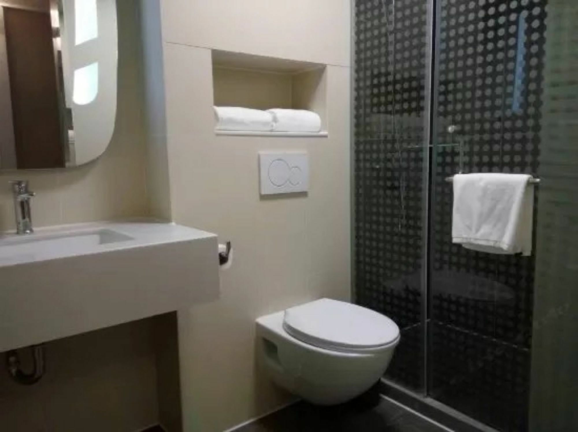 צ'נגדו Ibis Dujiangyan Hotel מראה חיצוני תמונה